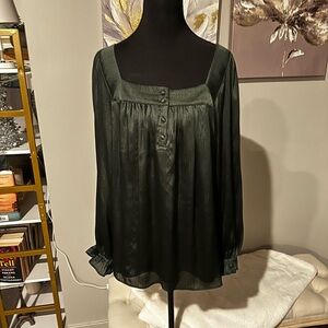 Elegant Lauren Conrad Green Women's Long Sleeve Top size XL